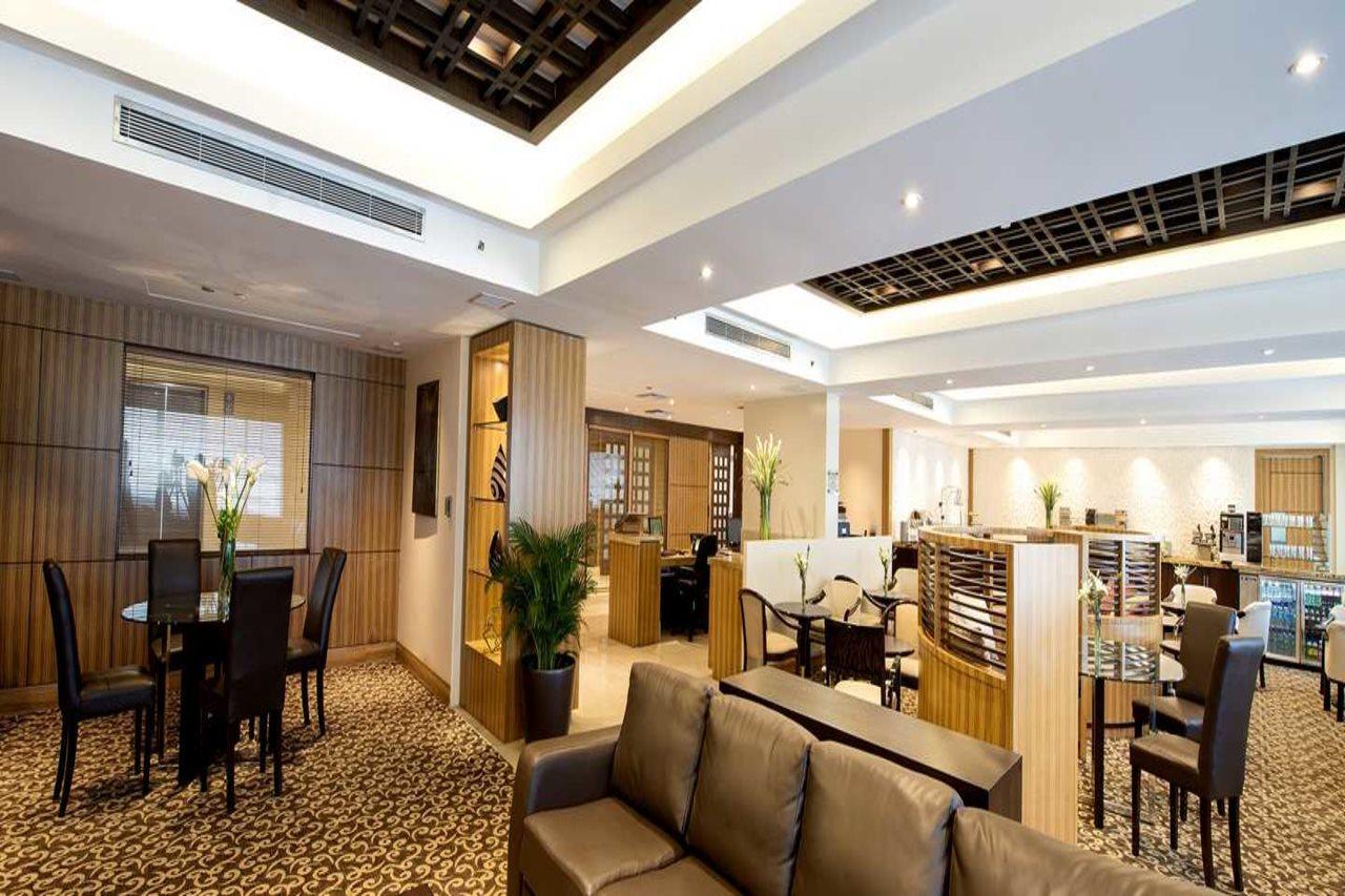 酒店 Hilton Colon 5*